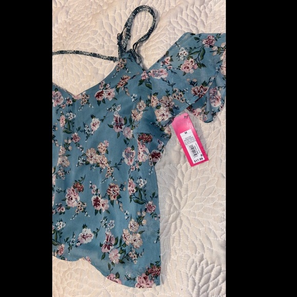 Target Top - Picture 2 of 2